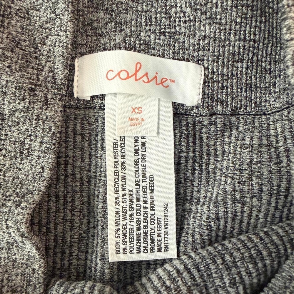 Colsie Women's XS Gray Seamless Ribbed High Rise Biker Shorts NWT - Picture 4 of 4